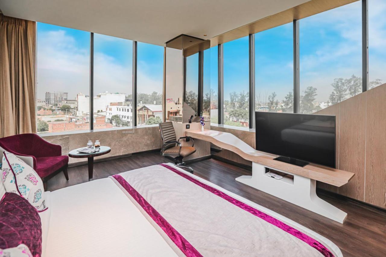Regenta Place Verka Amritsar Exterior photo